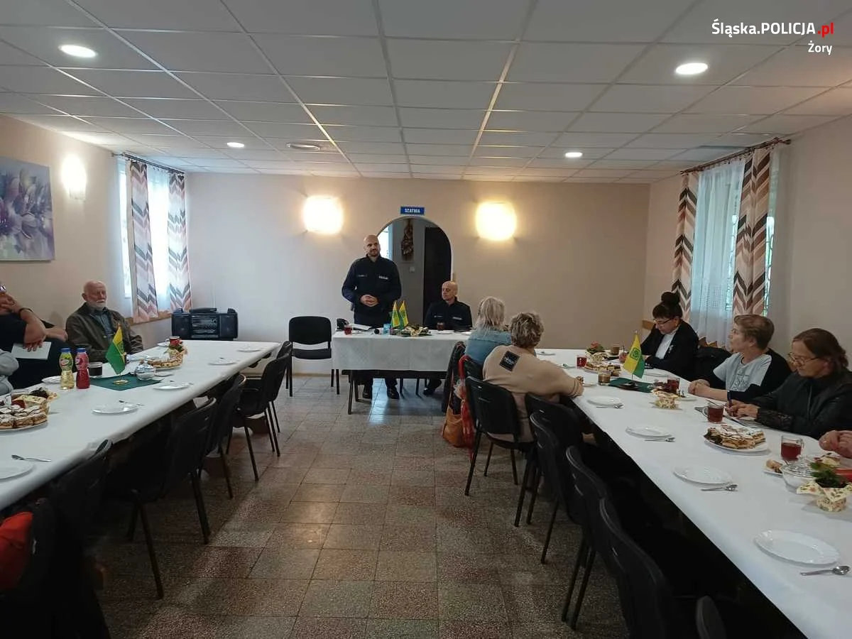 Debata policji z przedstawicielami Żorskich Rodzinnych Ogrodów Działkowych