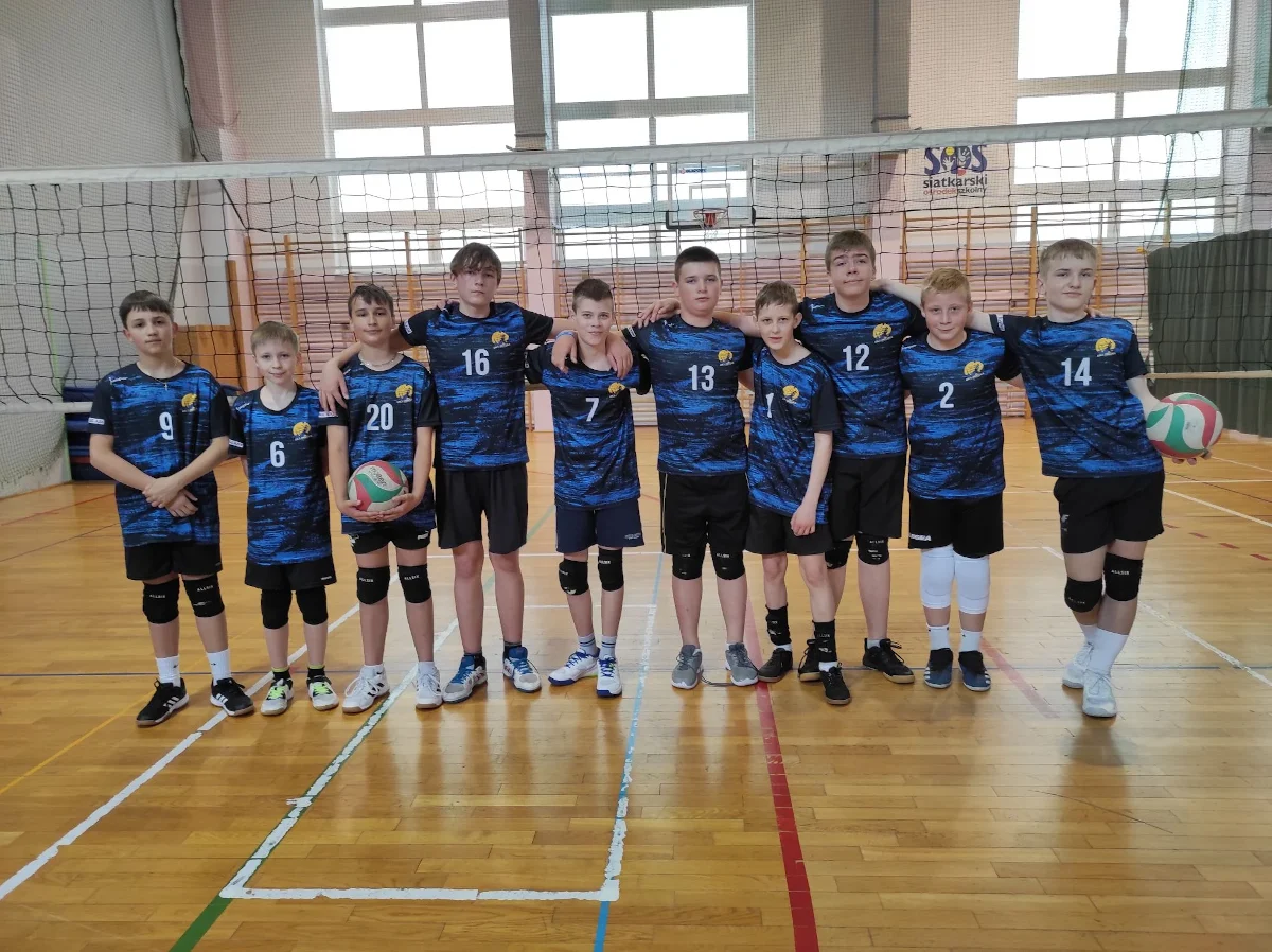 Świętochłowicka SP nr 2 w półfinale wojewódzkim w minisiatkówce!