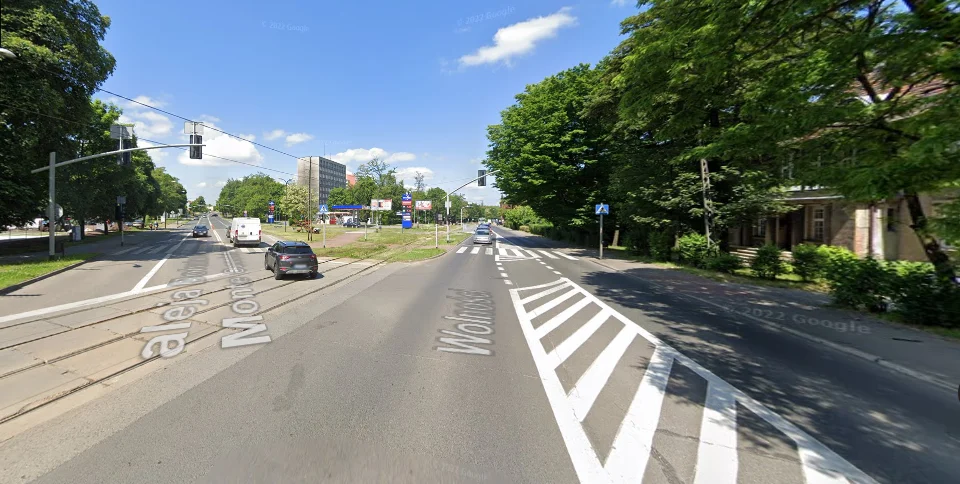 Tymczasowa organizacja ruchu na skrzyżowaniu ul. Wolności i al. Bohaterów Monte Cassino