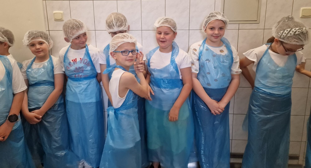 Mali rudzianie w piekarni 2