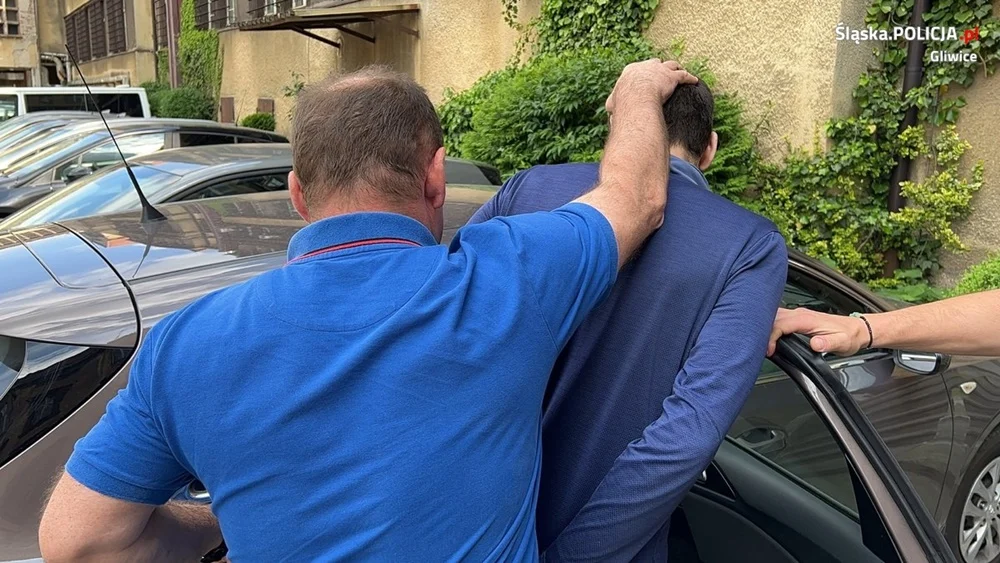 Gliwiccy kryminalni złapali złodzieja katalizatorów na gorącym uczynku!