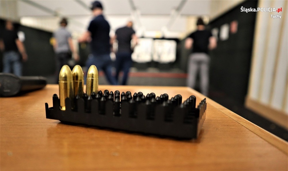 Trening strzelecki tyskich policjantów. Zobacz więcej!