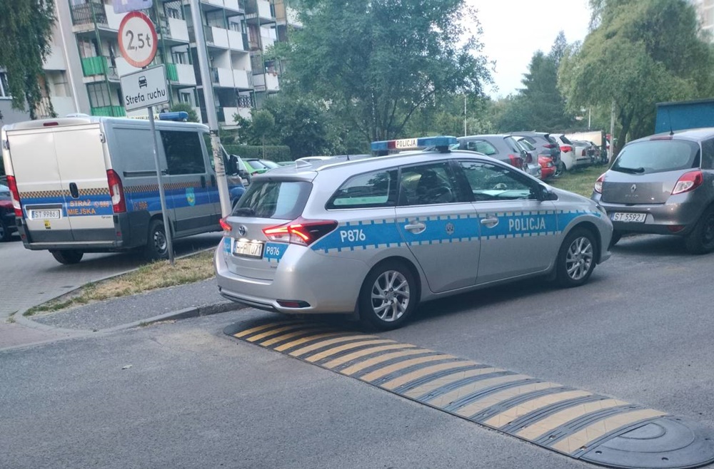Tychy: Ujęto kierującego pojazdem nastolatka bez uprawnień i po alkoholu