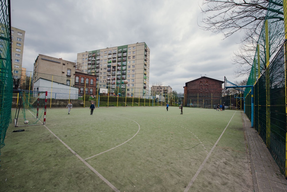 Boisko przy SP nr 3 w Siemianowicach Śląskich będzie miało nową nawierzchnię
