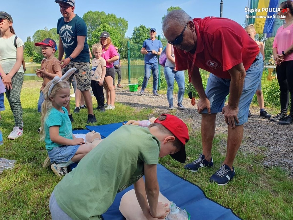 Dzień Dziecka z zawodami wędkarskimi i mundurowymi w Siemianowicach Śląskich