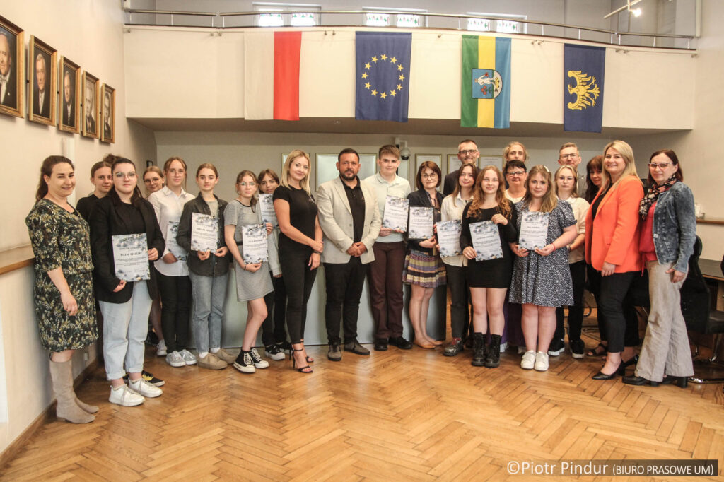 Podziękowania dla siemianowickich wolontariuszy. Co działo się w Sali Posiedzeń?