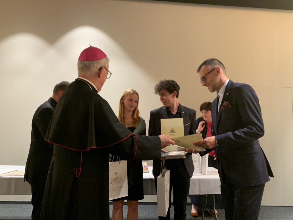 Siemianowice Śląskie: I miejsce Matejkowiczów w konkursie archidiecezjalnym