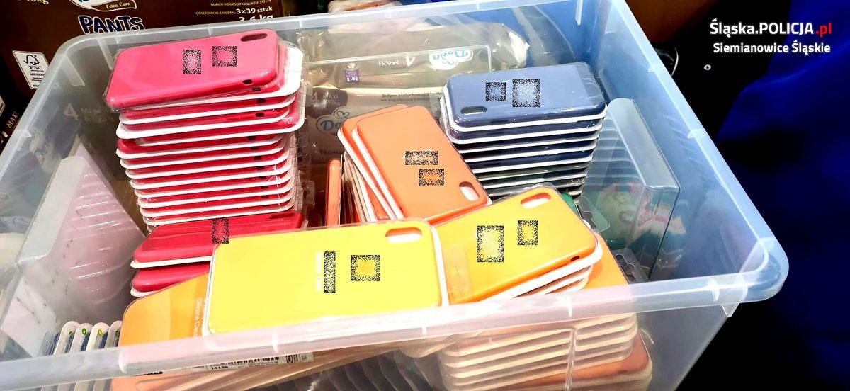 Podszywając się pod znaną markę producenta elektroniki, naraził go na straty