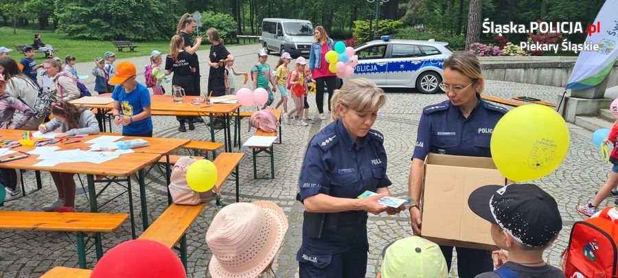 Piknik bezpieczeństwa 2023 z udziałem piekarskich policjantów