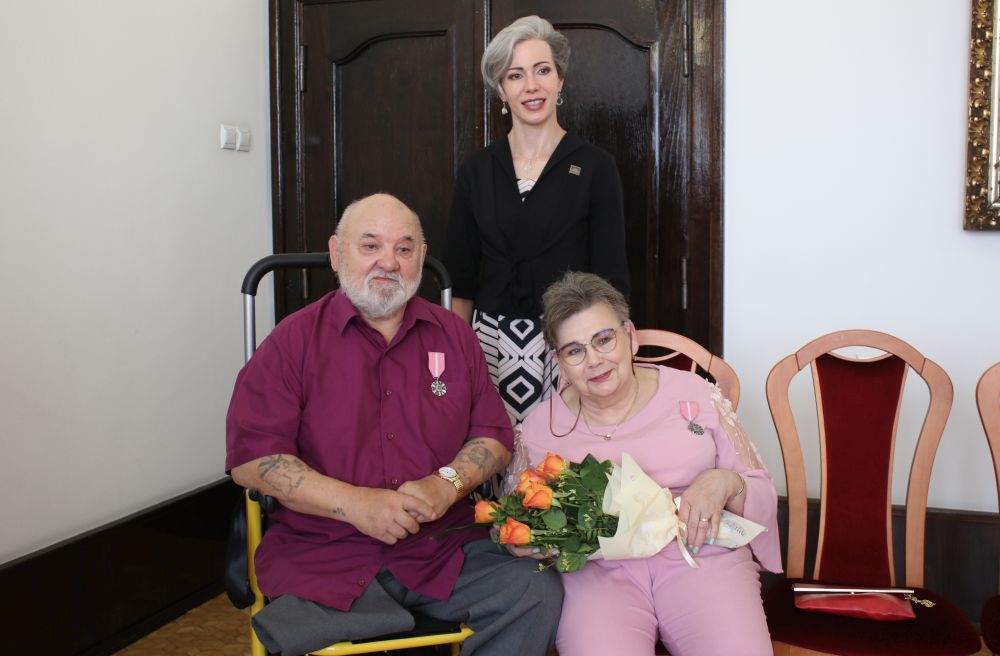 Uroczystość Złotych Godów w USC Piekary Śląskie. Poznaj szczęśliwych zakochanych!