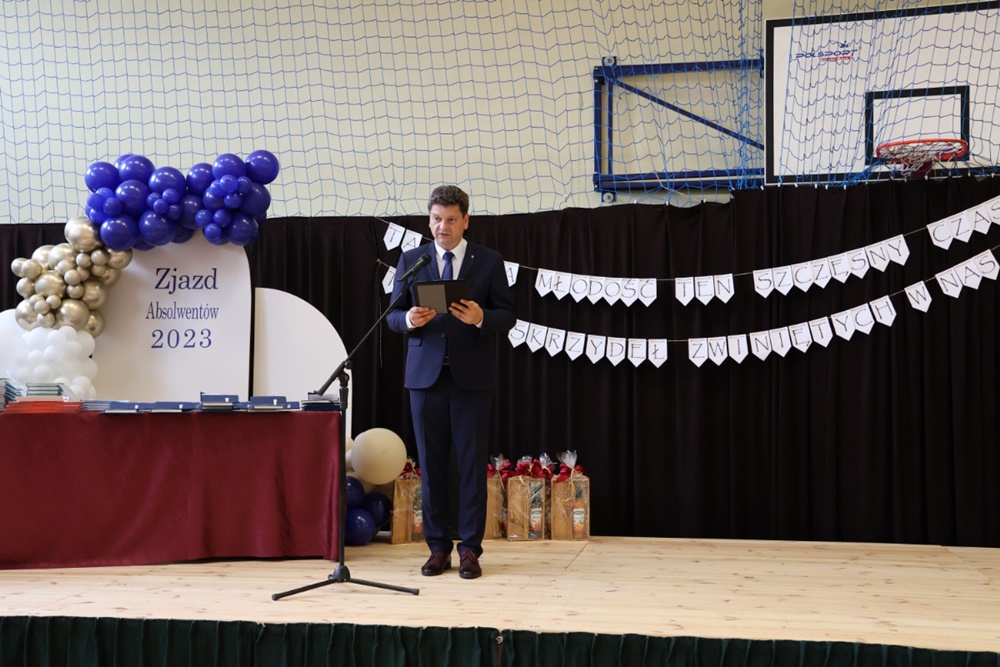 Zakończenie roku szkolnego w SP nr 5. W wydarzeniu wziął udział Burmistrz Orzesza