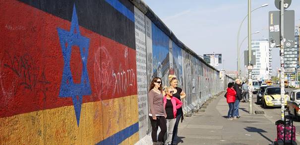 "Rozsiani. Berlin". Cykl spotkań z podróżnikami Beatą i Pawłem Pomykalskimi w Gliwicach