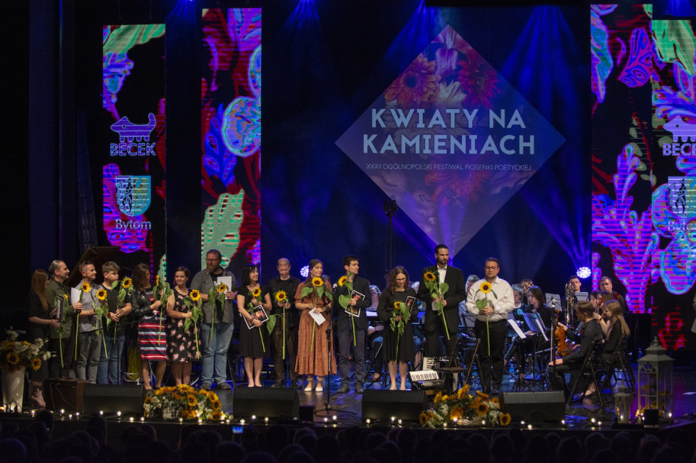 Za nami Ogólnopolski Festiwal Piosenki Poetyckiej „Kwiaty na Kamieniach”