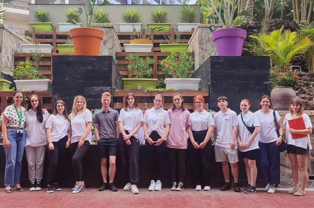 Uczniowie z ZSGH na Teneryfie