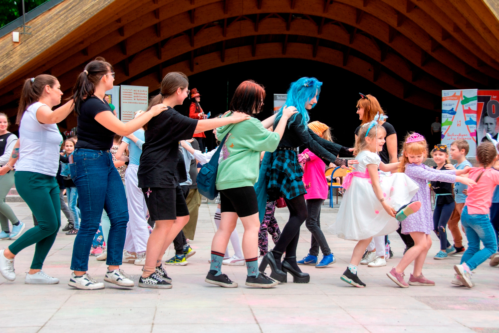 Bytom: Czytelniczy happening w parku