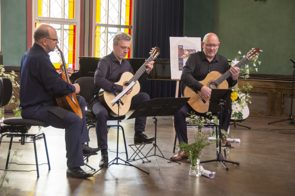 Solowo i kameralnie na gitarze. Koncert "Przyjaciele dla Kuby" za nami