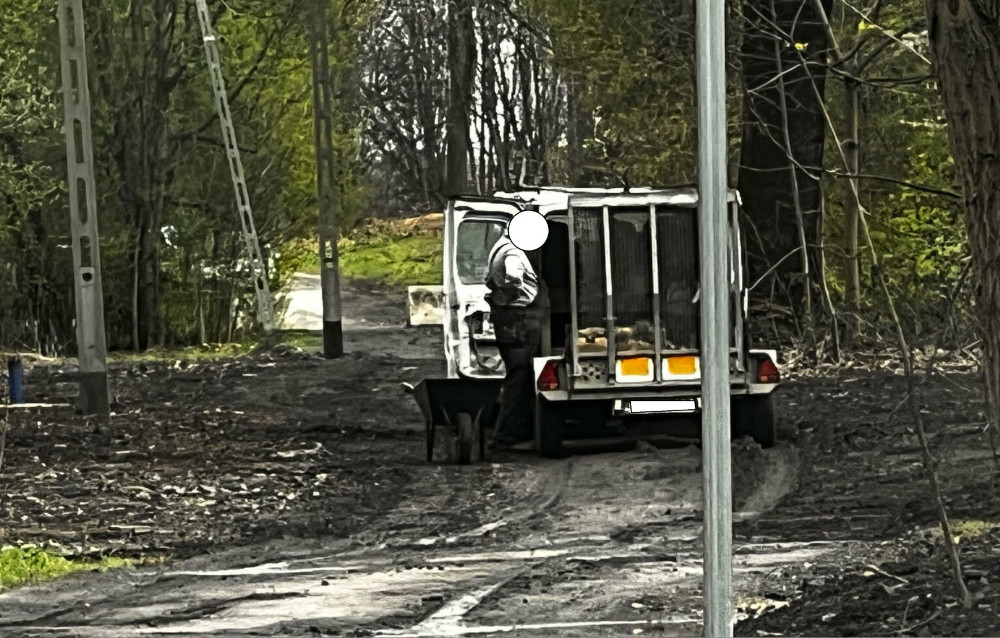 Chciał zaoszczędzić - zapłacił mandat