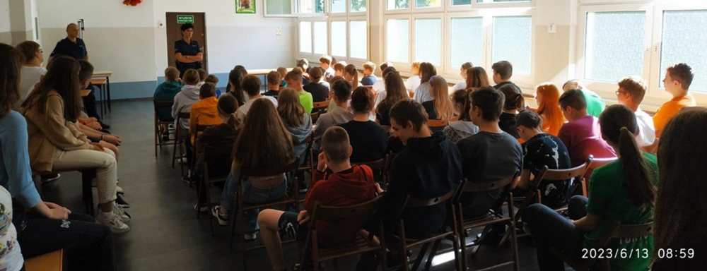 Sosnowieccy dzielnicowi pojawili się na prelekcjach "Jaki czyn taka kara"