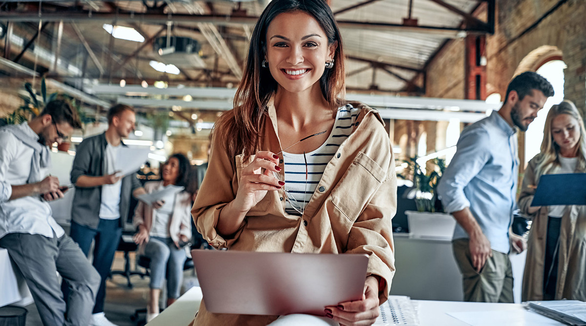 Jakie są wady i zalety samozatrudnienia?