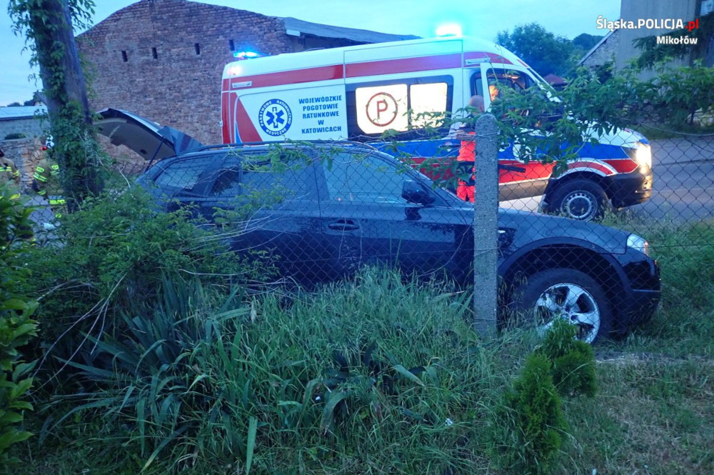 Mikołów: Pijana 47-latka wjechała w budynek. Badanie wykazało 3,5 promila!
