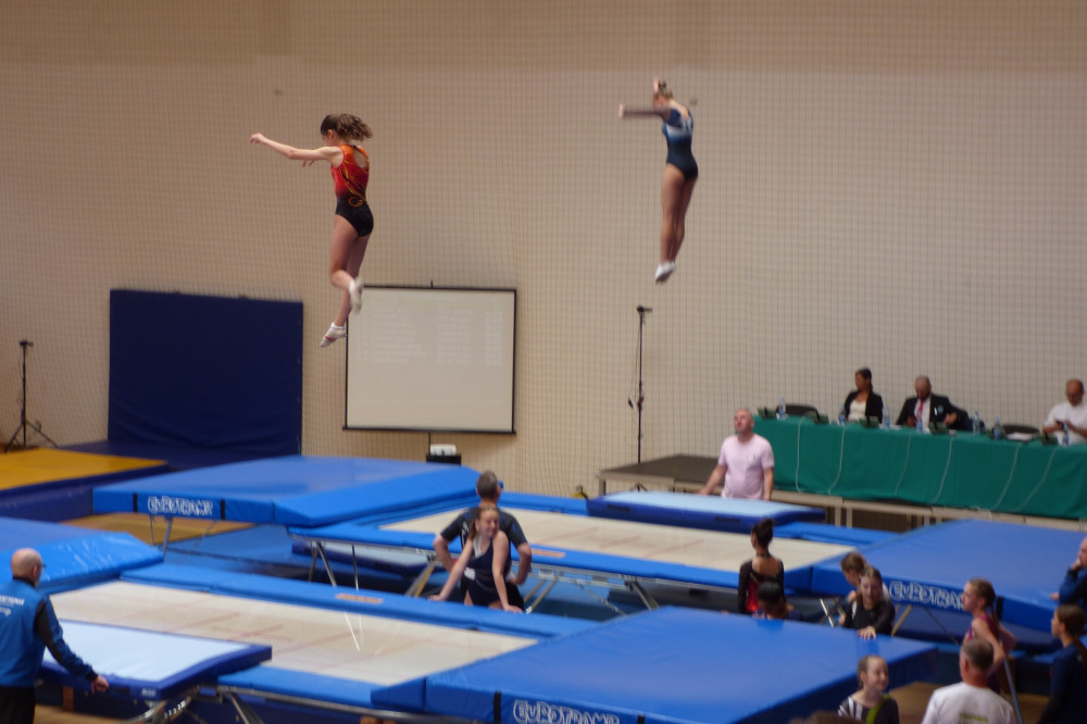 [ZDJĘCIA] Za nami MP Seniorów w skokach na trampolinie, ścieżce oraz mini-trampolinie