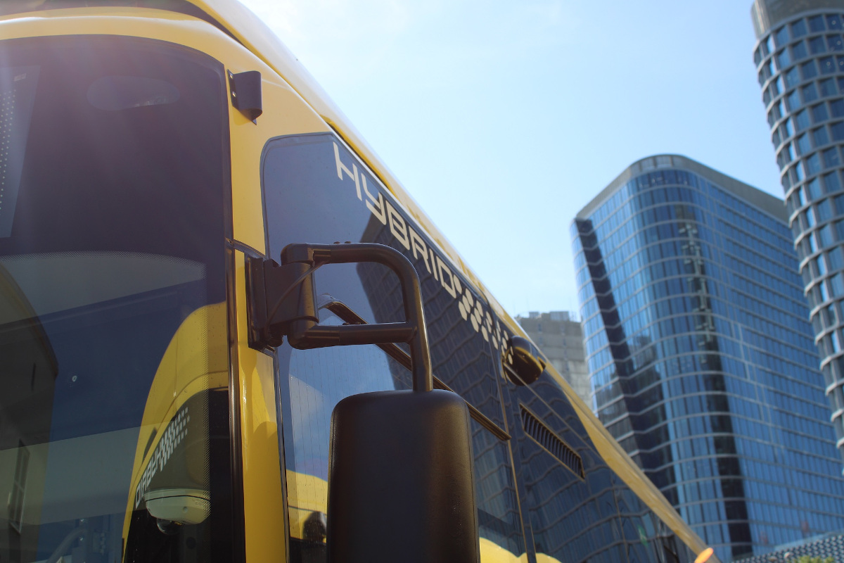 Hybrydowe autobusy na ulicach Katowic