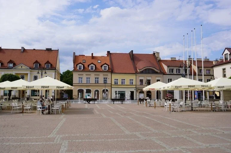 Letnie ogródki powróciły na żorski Rynek!