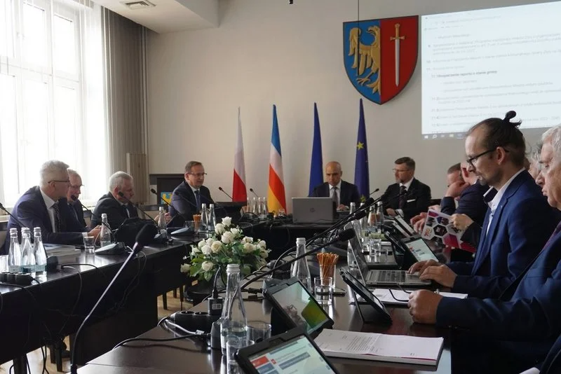 Prezydent Waldemar Socha z wotum zaufania oraz absolutorium z wykonania budżetu