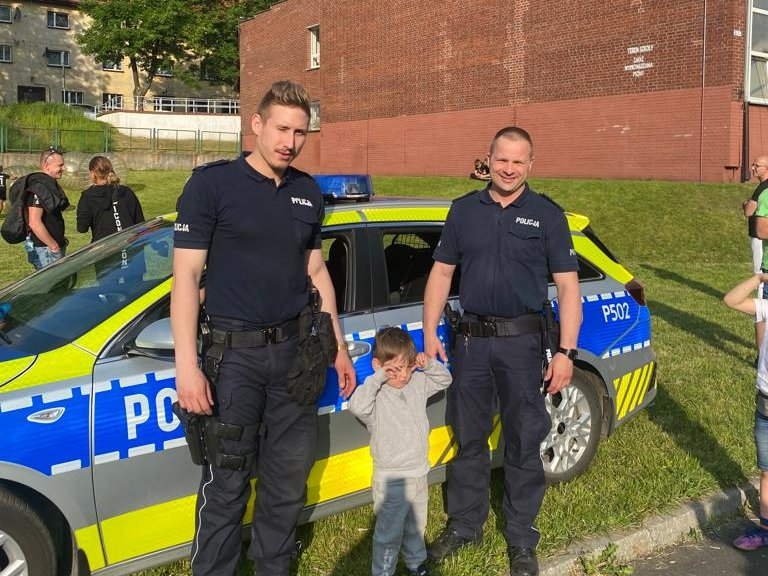 Dzielnicowi z komisariatu II z wizytą u uczniów