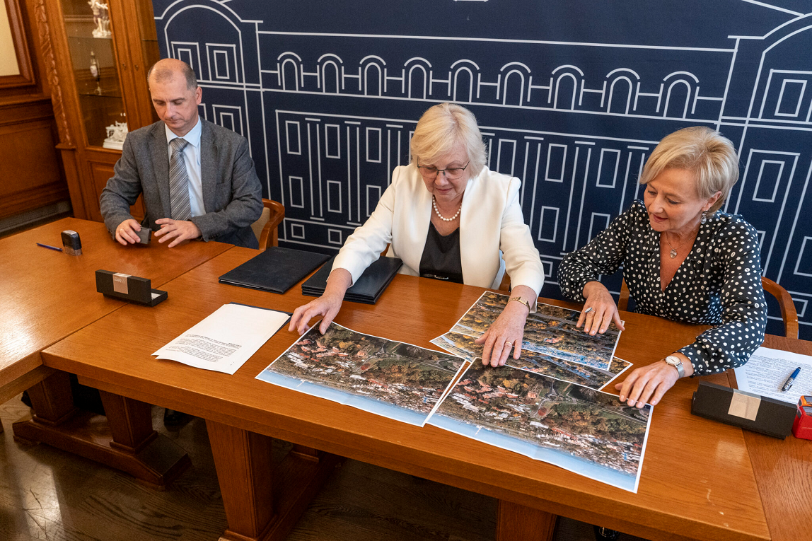 Podpisanie umowy na prace projektowe nowej drogi ul. Nowo-Hagera