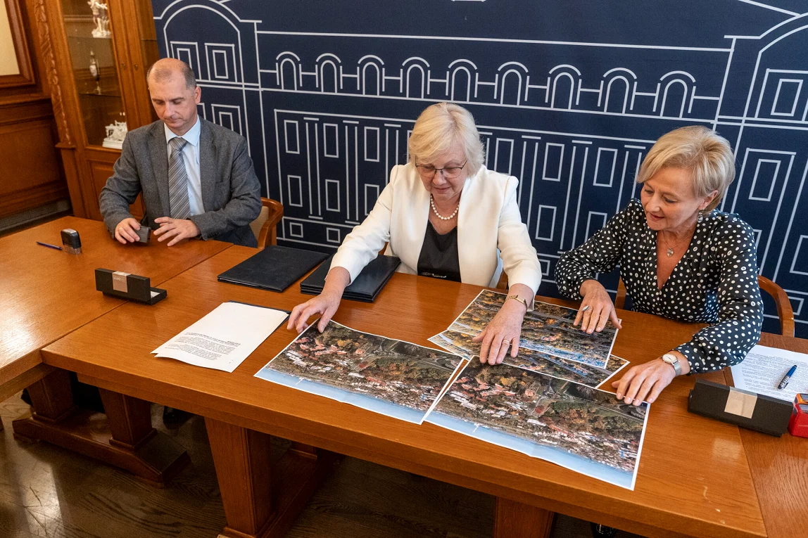 Podpisanie umowy na prace projektowe nowej drogi ul. Nowo-Hagera