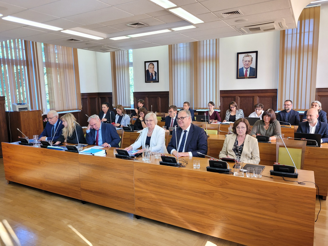 Rada Miasta udzieliła Prezydent absolutorium i wotum zaufania