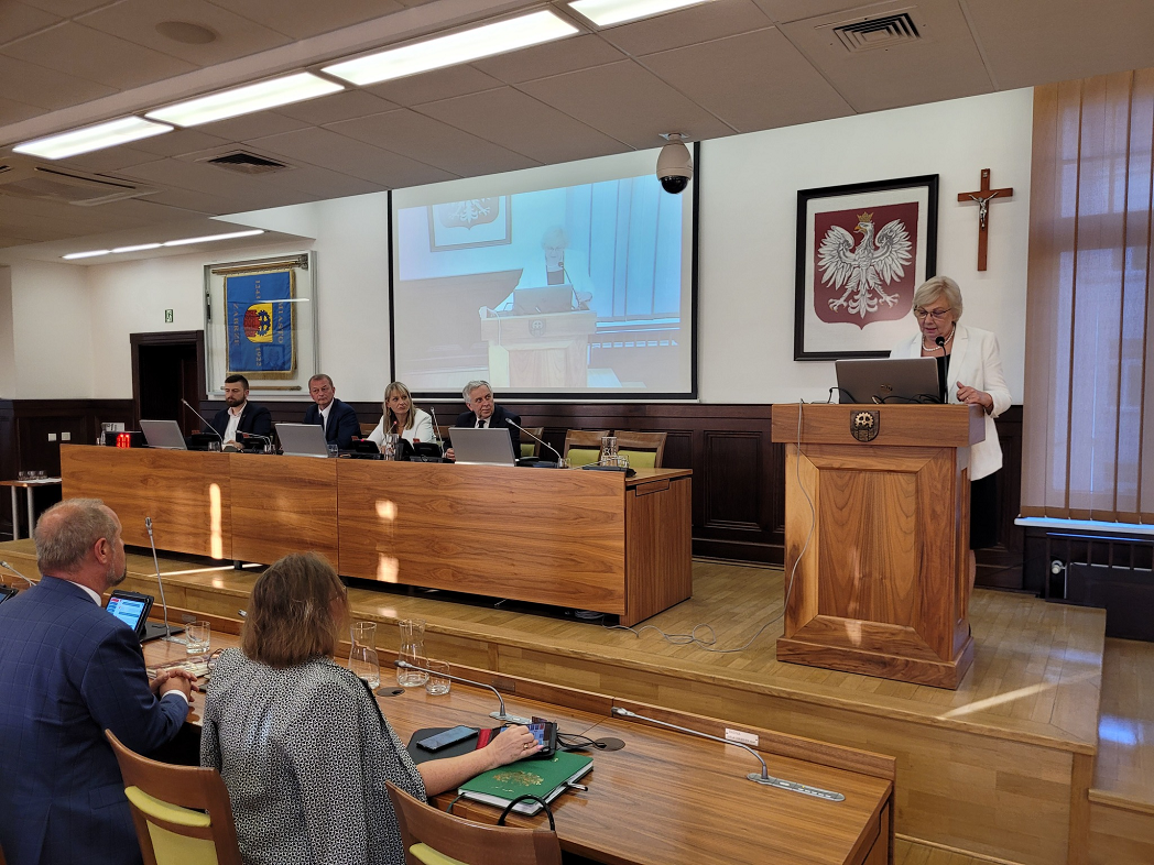 Rada Miasta udzieliła Prezydent absolutorium i wotum zaufania