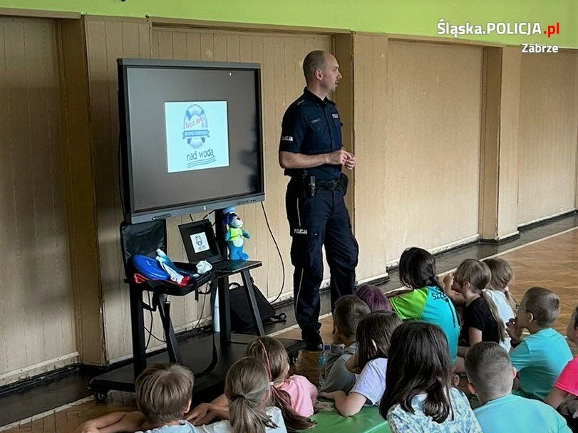 Z wizytą podczas szkolnych półkolonii w ramach akcji "Kręci mnie bezpieczeństwo nad wodą"