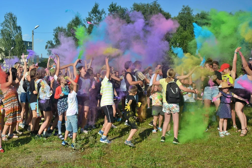 Dzień Kolorów w Bykowinie. Zobacz, jak bawili się rudzianie!
