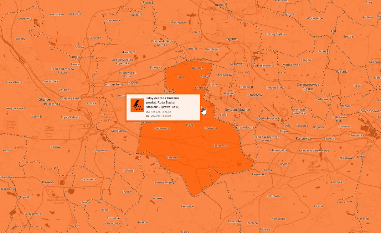 IMGW ostrzega przed silnym deszczem z burzami! Wydano alert RCB!