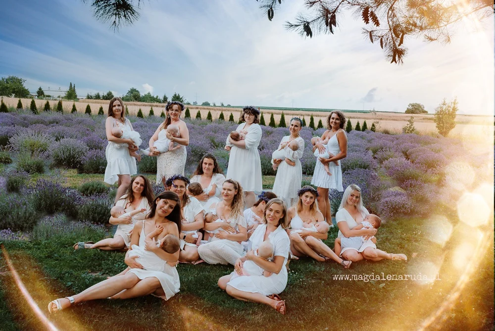 Magdalena Ruda z Rudy Śląskiej zdjęciami promuje karmienie piersią