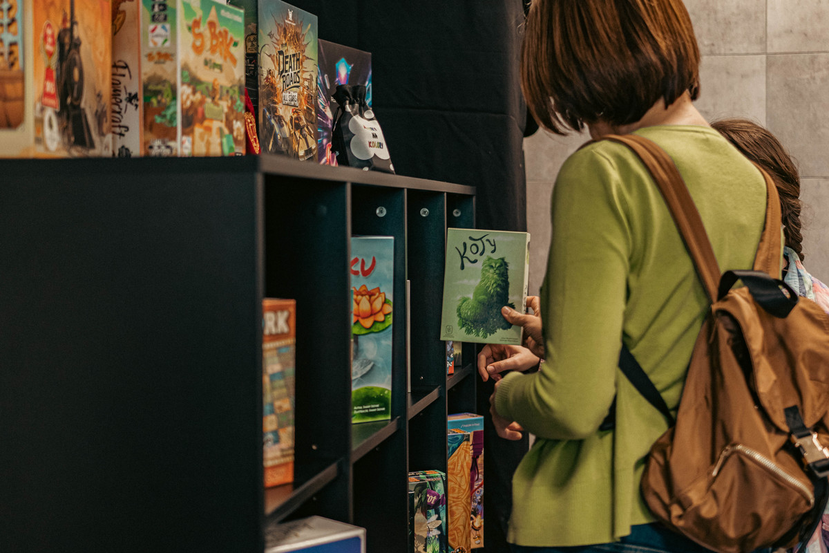 „Pociąg do gier”: gry planszowe na wodzisławskim Dworcu Kolejowym