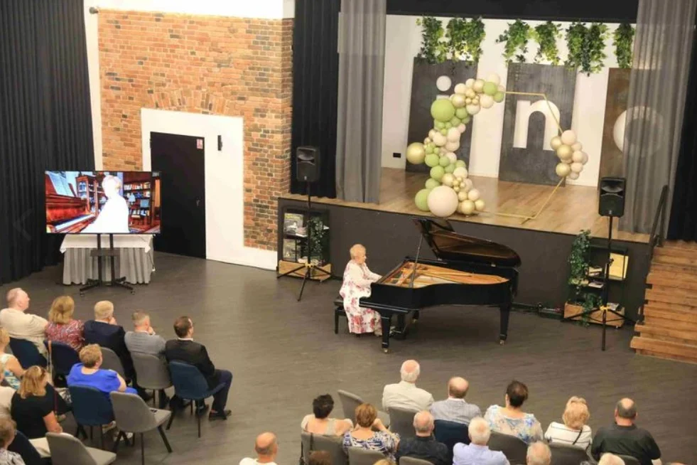 Urodzinowy Recital Lidii Grychtołówny. Honorowa Obywatelka Rybnika świętowała 95 urodziny