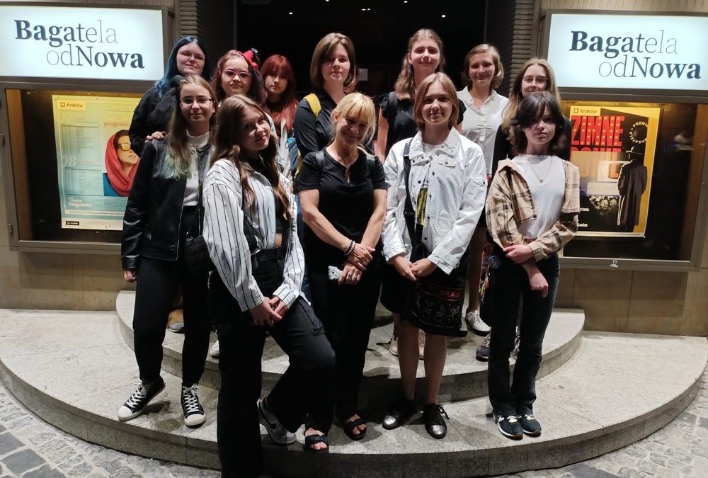 Wakacje artystyczne pracowni plastycznej GIR-a. Zobacz, co się działo!