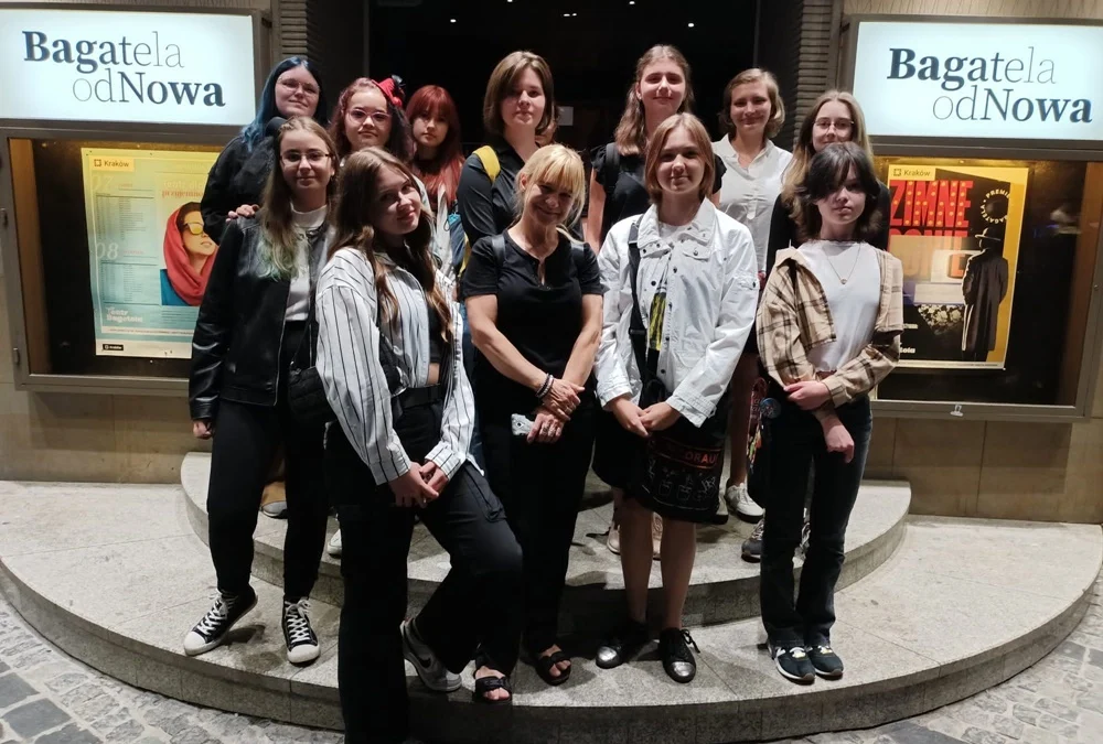 Wakacje artystyczne pracowni plastycznej GIR-a. Zobacz, co się działo!