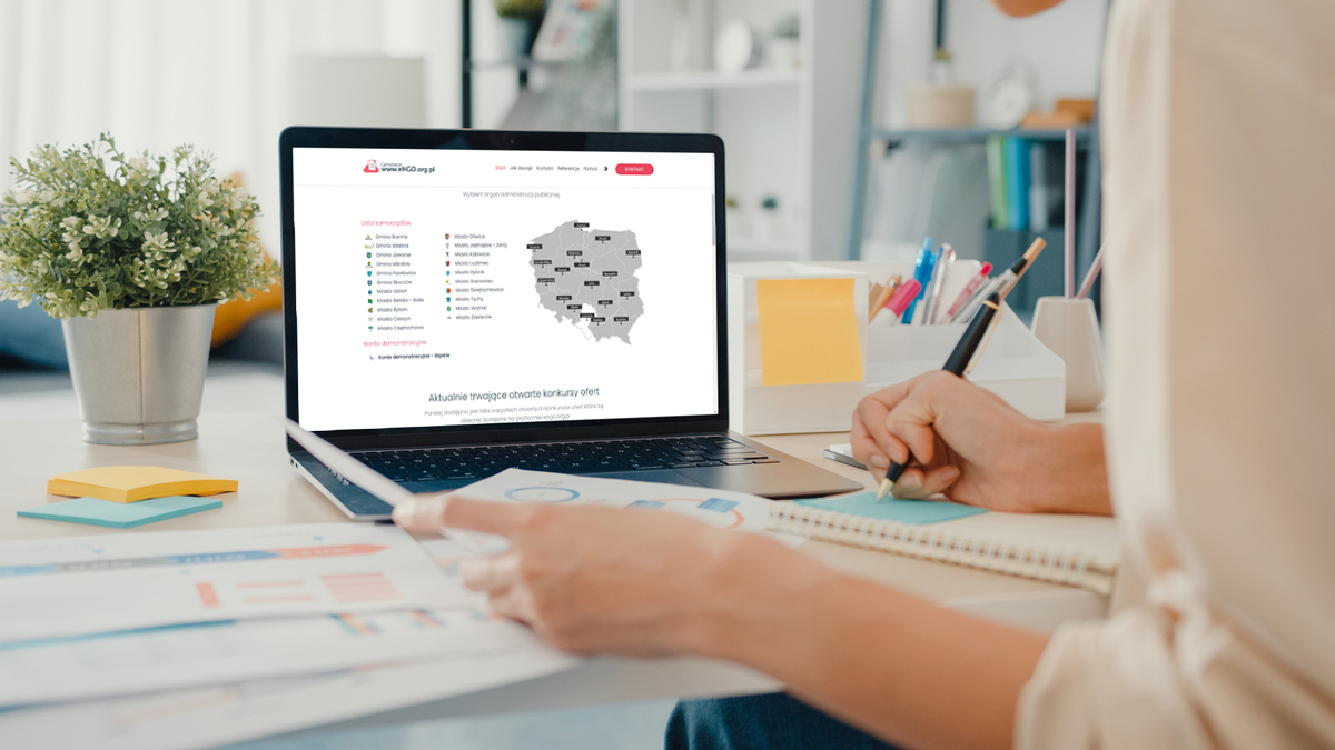 Ważne udogodnienie w sprawie realizacji zadań publicznych  – generator eNGO