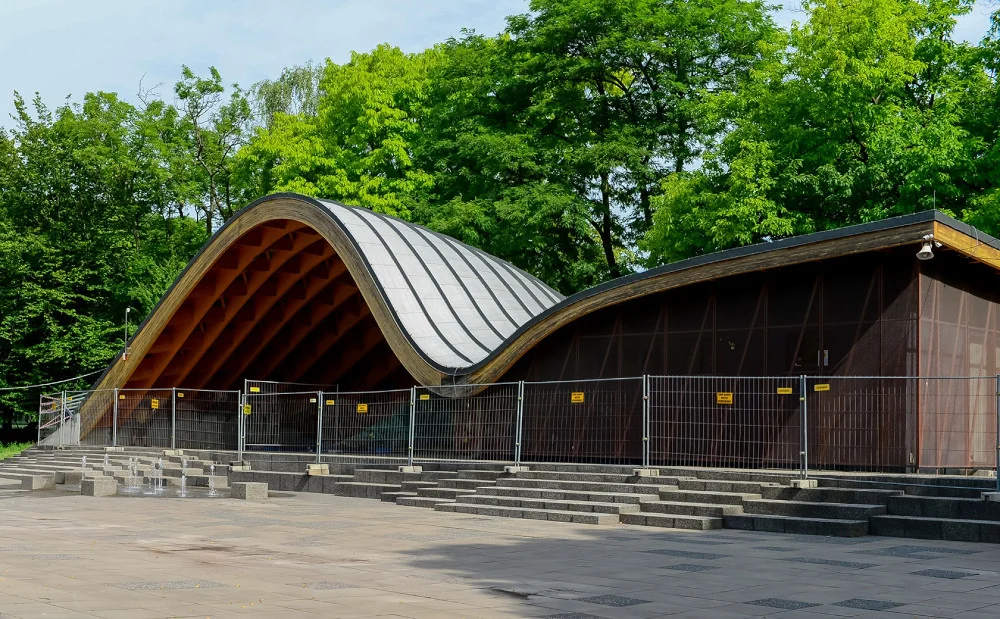Trwa modernizacja Amfiteatru w Parku Miejskim