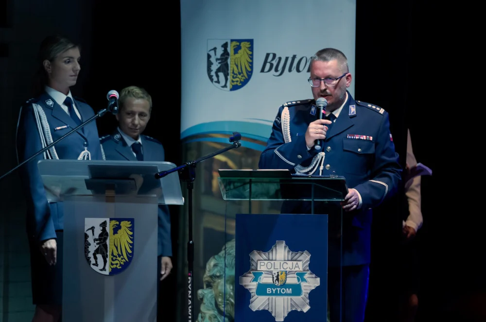 [ZDJĘCIA] Święto Policji w bytomskim garnizonie