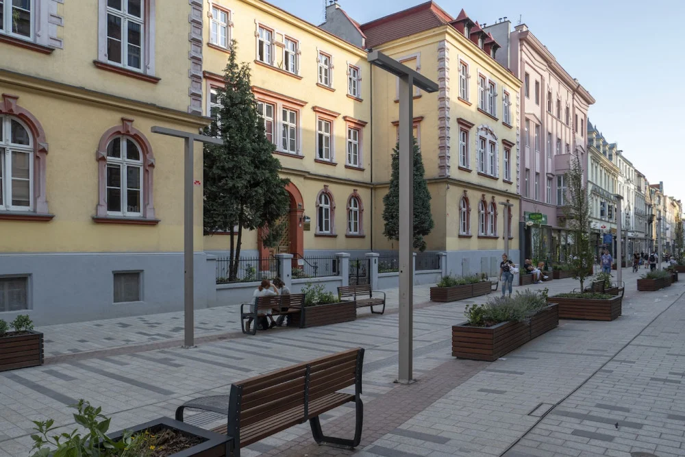 Przebudowa ul. Dworcowej na finiszu - MZDiM wskazał wykonawcy ostatnie prace do realizacji