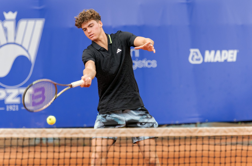 Młodzi tenisiści walczą o zwycięstwo w XI Memoriale Jacka Widawskiego