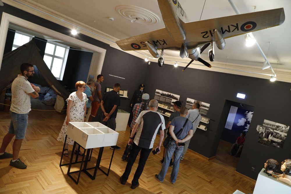 Wyjątkowy "Dzień z lotnikami" w Sosnowcu. Zobacz, co się działo!