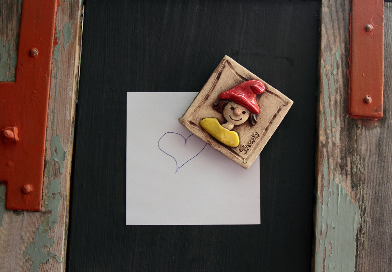 Tworzenie magnesów na lodówkę z Miejskim Domem Kultury Kazimierz w Sosnowcu