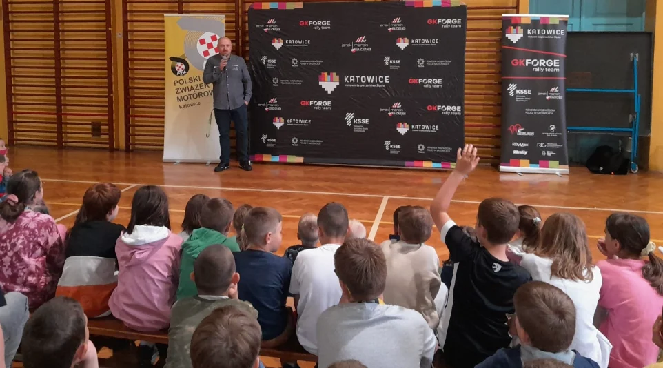 Bezpiecznie na wakacje z akcją "Katowice Motorem Bezpieczeństwa Śląska"