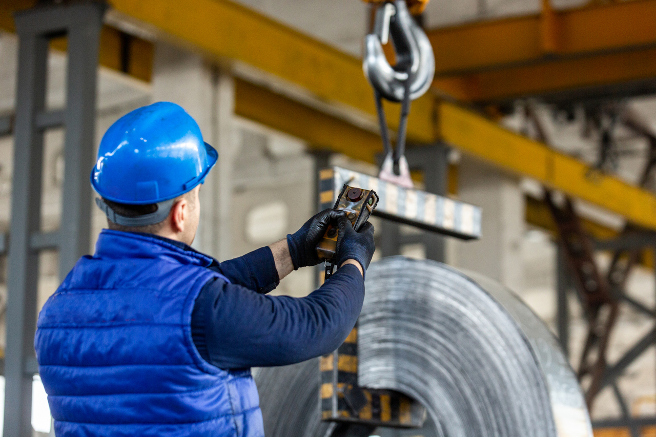 Jak wybrać wagę przemysłową? Praktyczny przewodnik dla przedsiębiorców